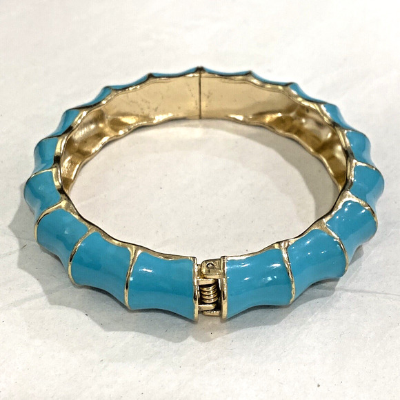Hinged clamper bracelet turquoise blue on shapely goldtone fashion jewelry OS - Picture 2 of 6